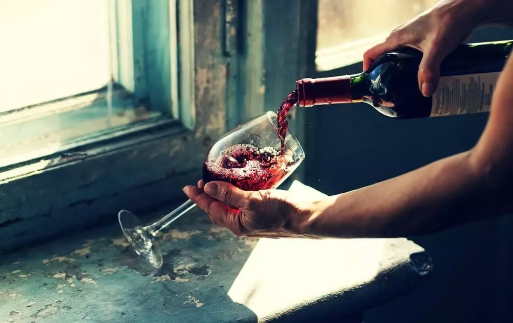 Essential Wine Sommelier Course 1000x630