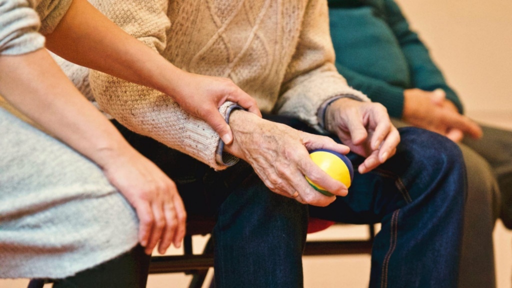 Cert Aged Care Counselling Image Blog Scaled