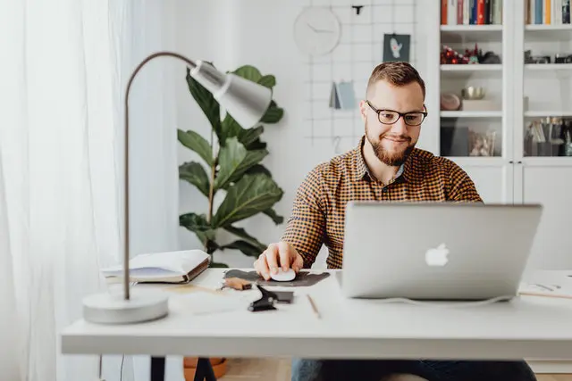 Jobs That Pay Well Without A Degree