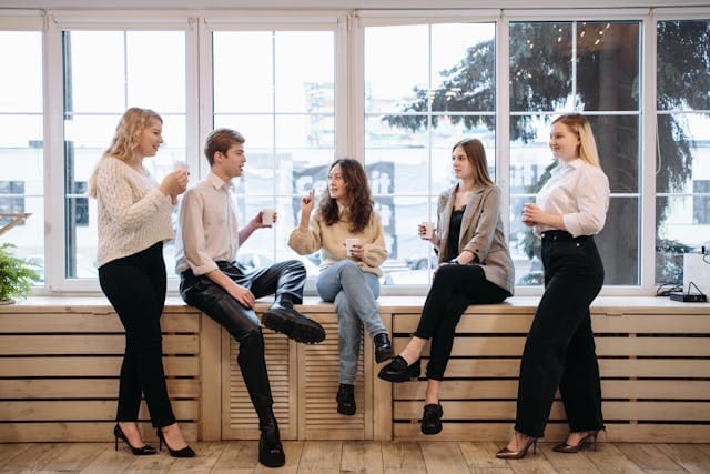 10 Strategies To Survive (& Thrive) Workplace Politics